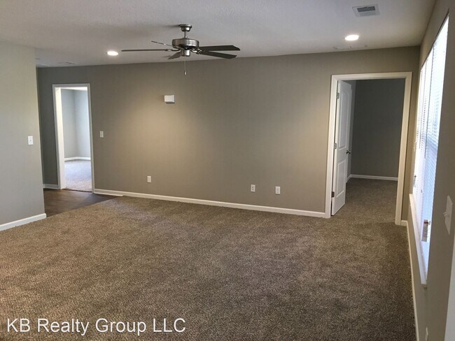 Foto del edificio - 2 br, 2 bath House - 8116 SE 6th St
