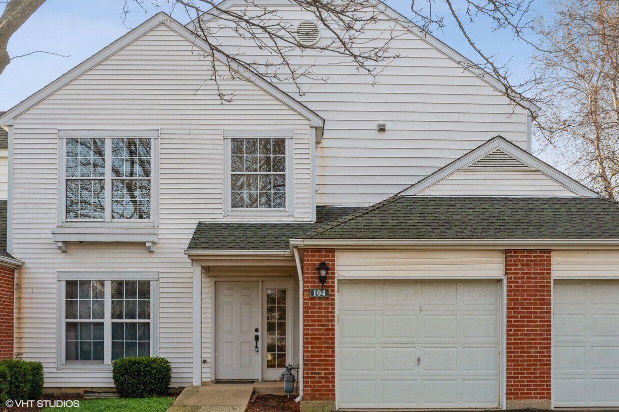 Foto principal - 104 Woodbury Ln