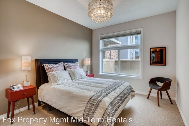 Building Photo - 2 br, 2 bath House - 3601 Arapahoe Ave #213