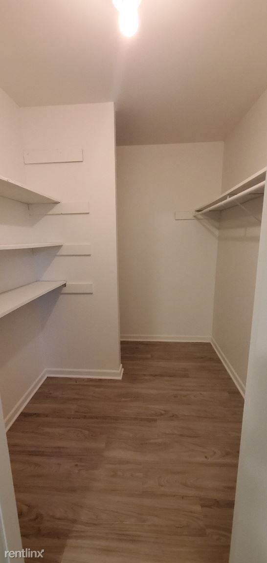 Building Photo - 1 br, 1 bath  - 3214 Starlight Dr Apt H