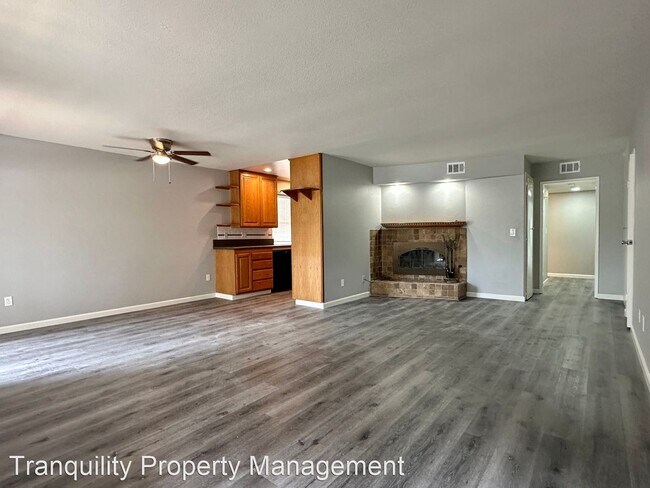 Foto del edificio - 3 br, 2 bath House - 3893 Groton St.