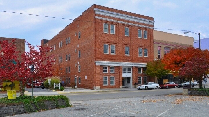 Foto principal - Bluegrass Community Apartments
