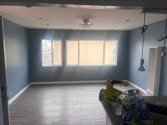 Foto del edificio - 4453 Rosecrans Ave