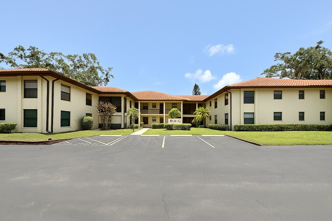 Foto del edificio - 2212 Hammock Pine Blvd