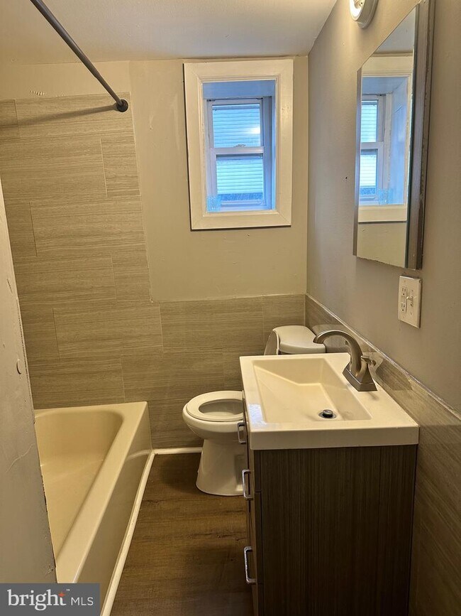 Foto del edificio - 1509 W Stiles St