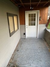 Building Photo - 21808 Robin Dr