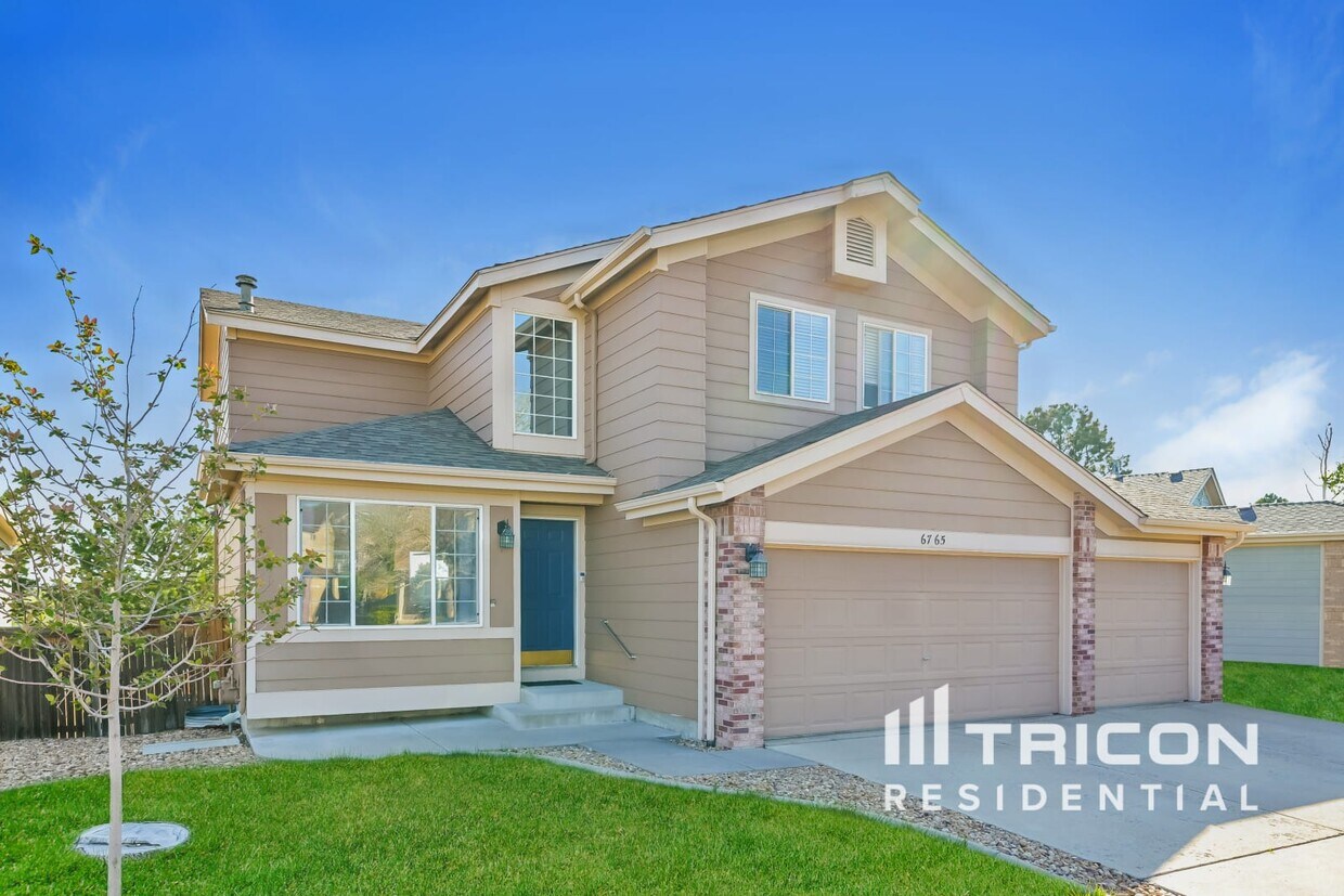 Foto principal - 6765 Lionshead Pkwy