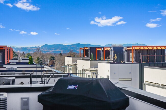 Azotea - 3034 Wilson Ct