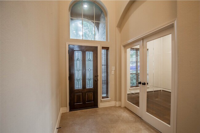 Foto del edificio - 111 Pinnacle Ridge Ct