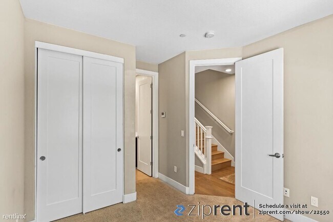 Foto del edificio - 3 br, 3.5 bath Townhome - 127 Branta Commo...