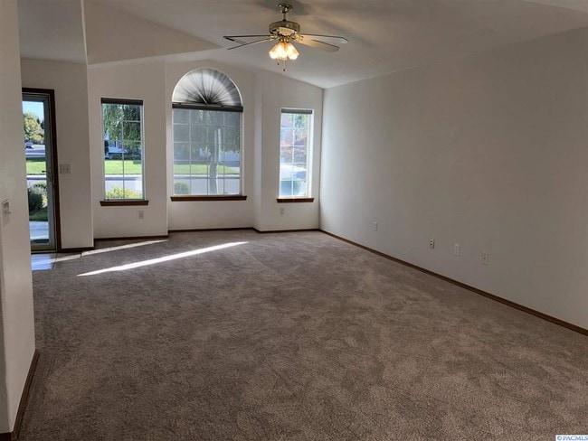 Building Photo - Close to Costco and everything else you need.
