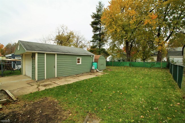 Building Photo - 3 br, 1 bath House - 3806 Herrick St