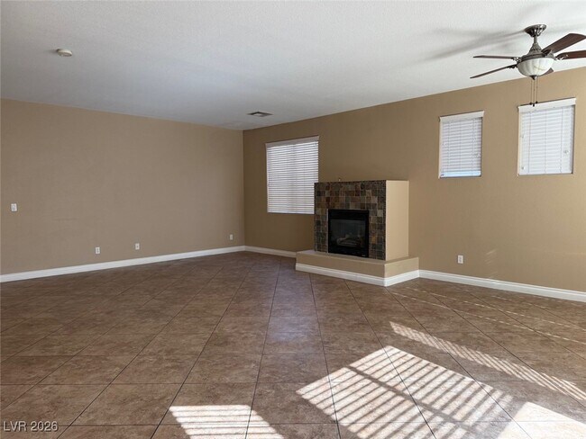 Foto del edificio - 7641 Zermatt Ave