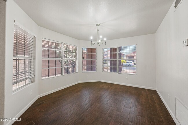 Building Photo - 921 W Sun Coast Dr