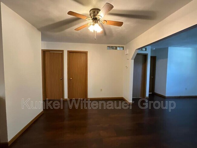 Foto del edificio - 2406 Richland Prairie Blvd