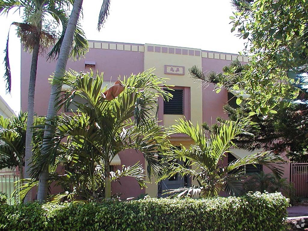 Main View - 1335 Drexel Ave
