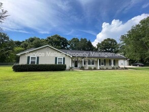 Building Photo - 3143 Aarons Way