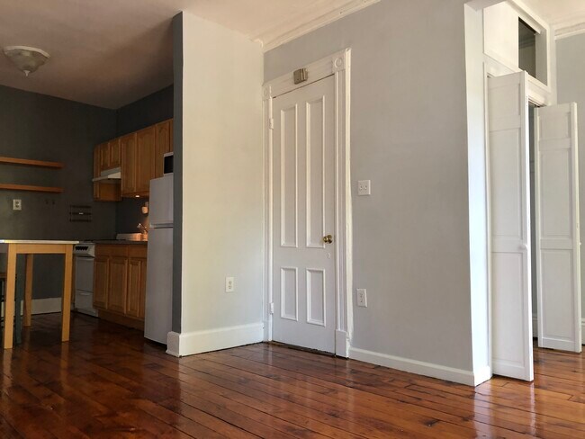 puerta de entrada - 451 5th St