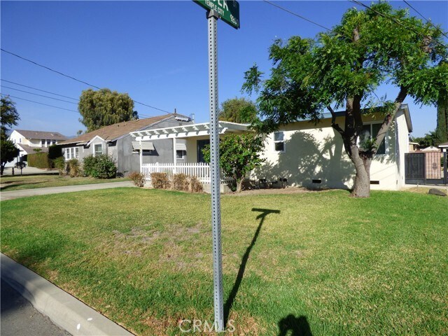 Building Photo - 5432 Hilton Ave