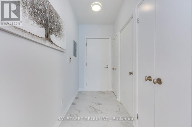 Building Photo - 111 Elizabeth St