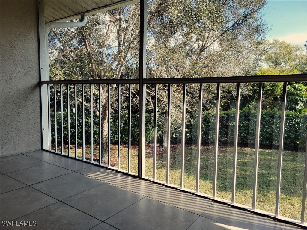 Foto del edificio - 613 Squire Cir