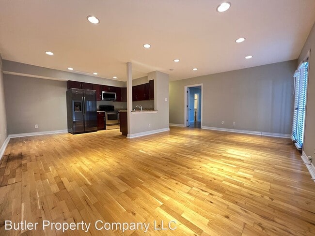 Building Photo - 2 br, 2 bath House - 2727 Knight St Apt 230B