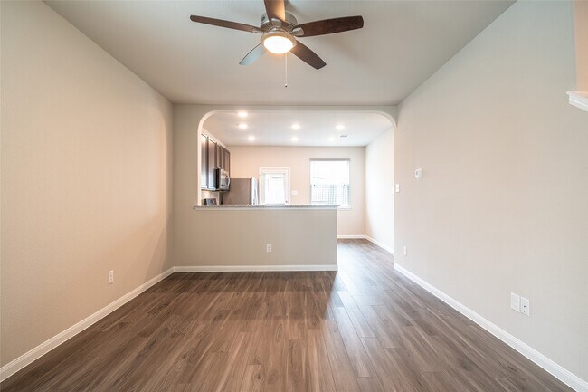 Building Photo - 3707 Cub Dr