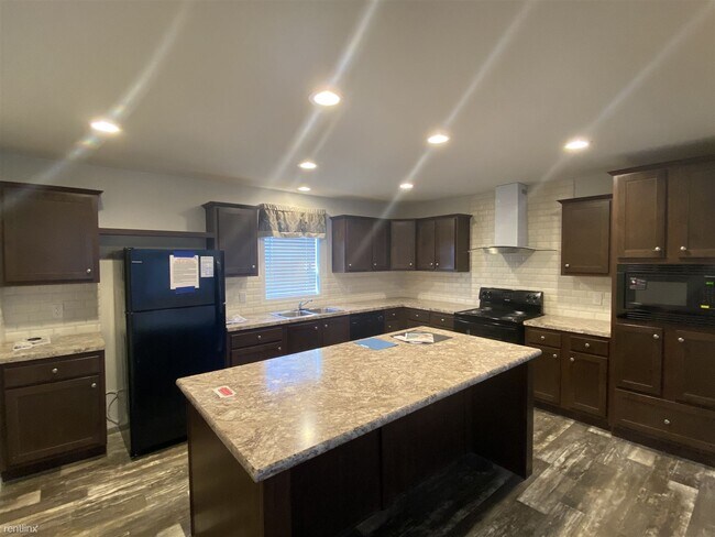 Building Photo - 4 br, 2 bath House - 157 Countryside Ln