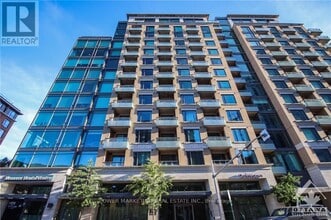 Building Photo - 238 Besserer St