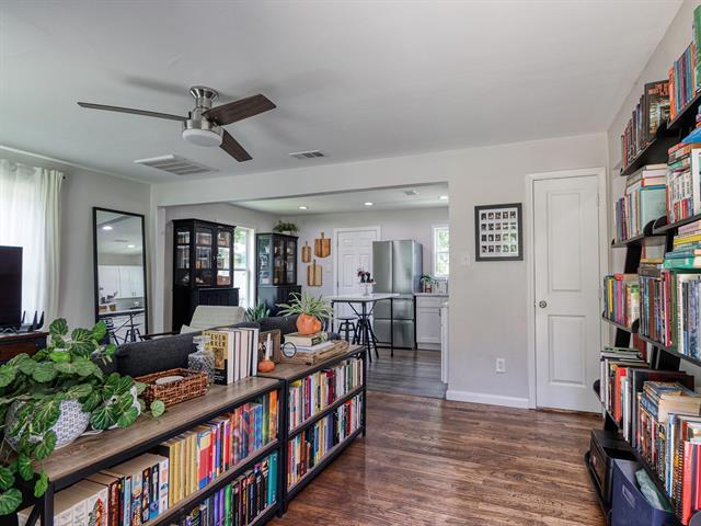 Foto del edificio - 4223 Glenhaven Blvd