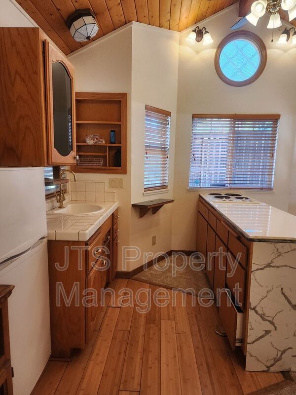 Building Photo - 8700 Winding Way