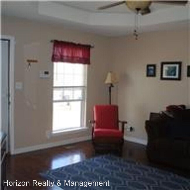 Building Photo - 3 br, 2 bath House - 231 Golden Pond Ave