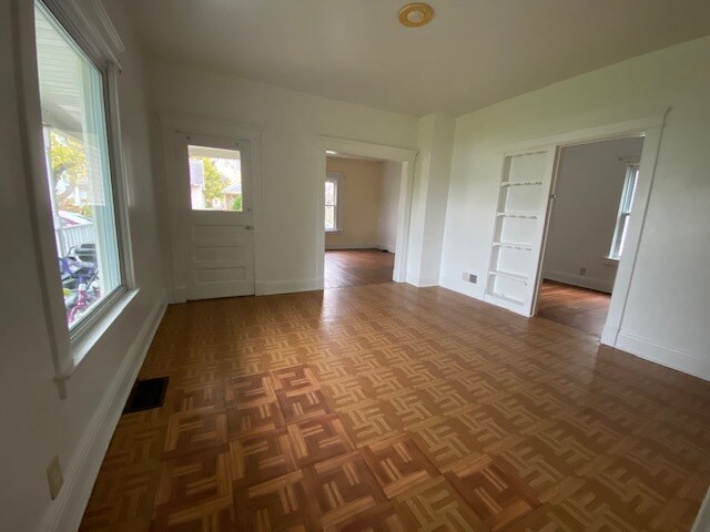 Foto del edificio - 1529 Fisher St