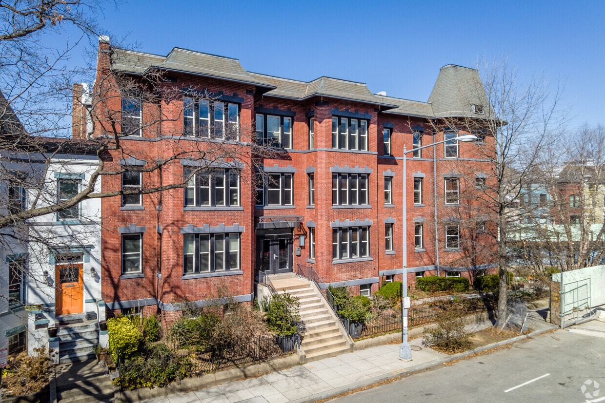 The Flatiron Apartments in Washington, DC