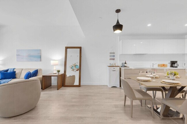 Foto del edificio - 777 N Ocean Dr