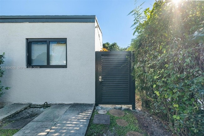 Foto del edificio - 2520 SW 20th St