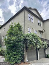 Building Photo - 2192 Niles Pl NE