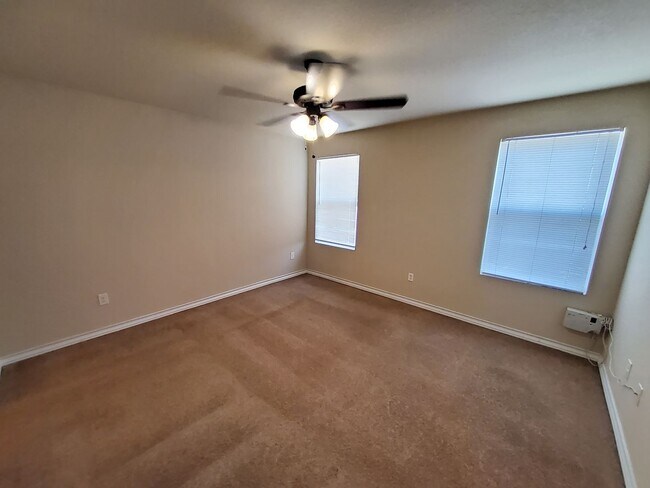 Foto del edificio - 16824 Dancing Ava