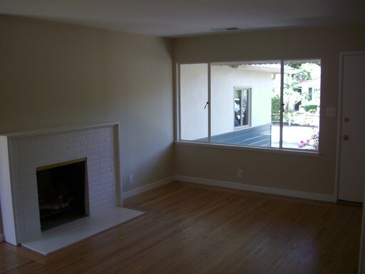 Building Photo - 128 McAllister Ave