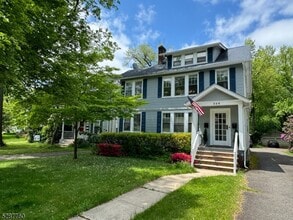 Building Photo - 226 Park St Building Photo - 226 Park St