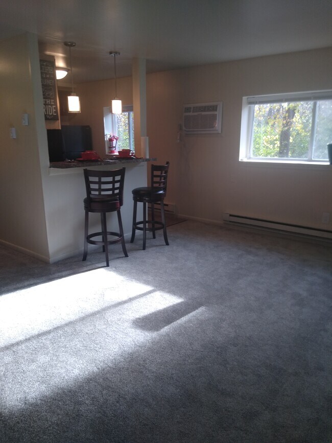 Laura Lane Apartments 801 Laura Ln Norristown, PA