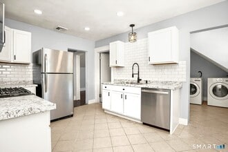 Building Photo - 80 Garden St