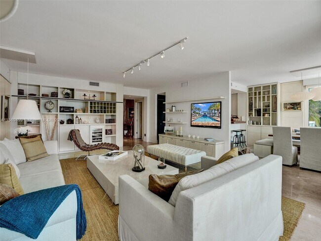 Foto del edificio - 3201 NE 183rd St