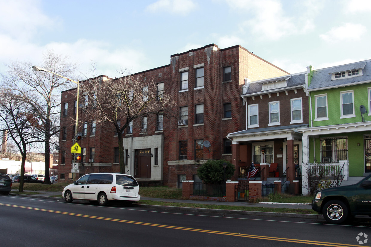 Building Photo - 4027 13th St NW