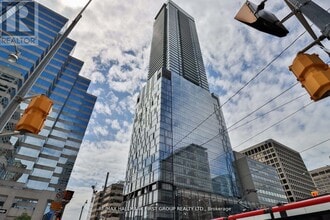 Building Photo - 488 University Ave