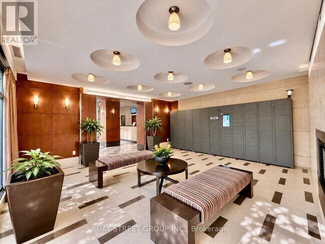 Building Photo - 10 Northtown Way
