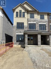 Building Photo - 321 Inspire Blvd