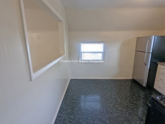 Foto del edificio - Upper Unit 2 Bed 1 Bath