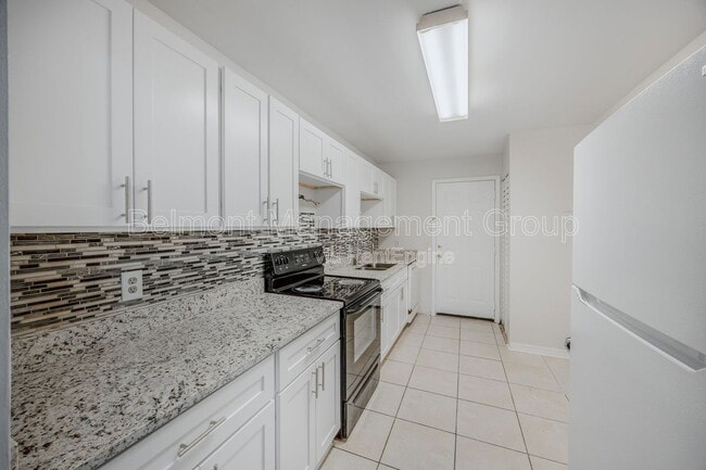 Foto del edificio - 605 Northlake Blvd