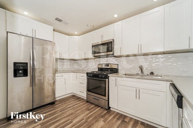 Foto del edificio - 2419 NW 87th Ln